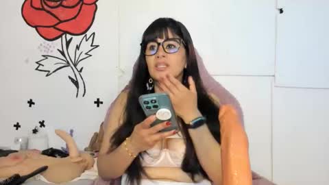 call me kim  online show from October 17, 8:44 pm