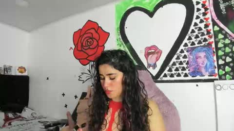 Snapshot of kymberlyhott chatting on December 21, 5:42 pm call me kim online show from December 21, 5:42 pm
