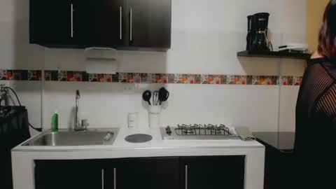 Snapshot of kyome360 chatting on March 1, 1:00 am kyome360 online show from March 1, 1:00 am