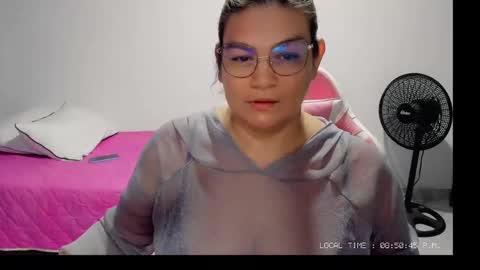 Snapshot of kyome360 chatting on October 16, 1:50 am kyome360 online show from October 16, 1:50 am