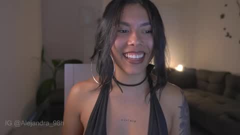 schedule 300 pm - 1100pm colombia time online show from February 23, 11:24 pm