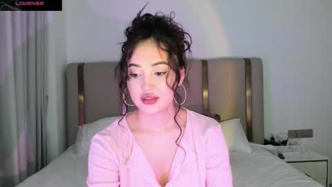 Snapshot of l1lpamp chatting on September 25, 5:05 pm Pampy online show from September 25, 5:05 pm