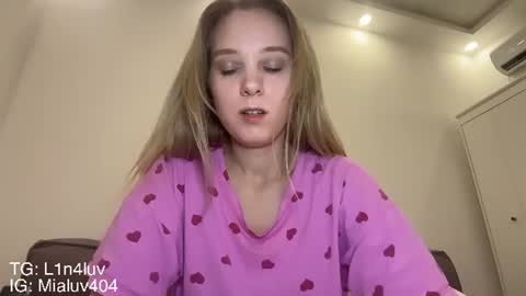 Snapshot of l1n4luv chatting on July 11, 4:32 pm lina online show from July 11, 4:32 pm