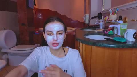 Margo  online show from December 18, 2:12 pm