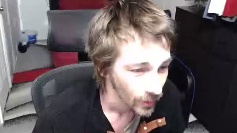 l1v1nth3dr3am online show from December 20, 10:00 am