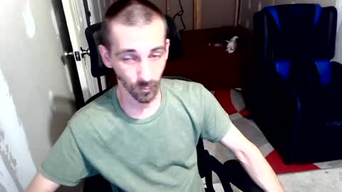 l1v1nth3dr3am online show from August 6, 2:24 am