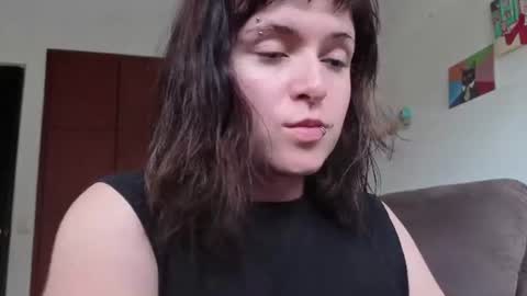 Snapshot of la_femme_fatale_ chatting on June 19, 8:45 pm Hanna FREE ONLYFANS online show from June 19, 8:45 pm