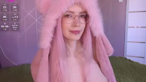 Evie online show from July 6, 3:47 am