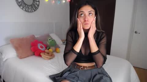 Catalina online show from March 3, 2:50 am