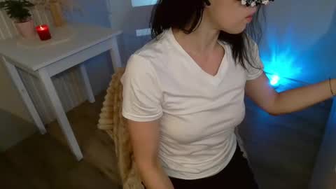Lady Pearl online show from May 22, 7:48 am