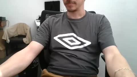 labelette007 online show from March 20, 1:16 pm