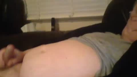 Snapshot of labialuv2suck chatting on January 24, 8:22 pm labialuv2suck online show from January 24, 8:22 pm