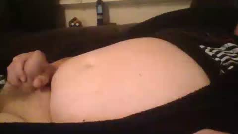 Snapshot of labialuv2suck chatting on September 22, 7:27 pm labialuv2suck online show from September 22, 7:27 pm