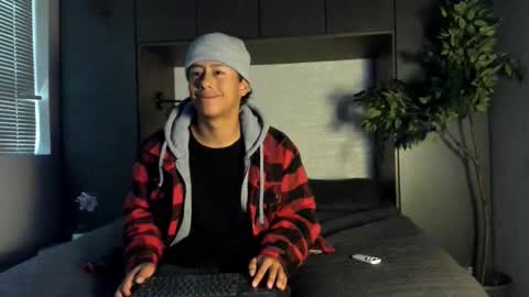 labrinthteasing online show from September 23, 12:41 pm