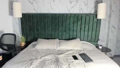 labrinthteasing online show from October 3, 12:24 pm