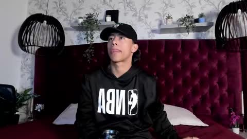 labrinthteasing online show from February 8, 11:57 am