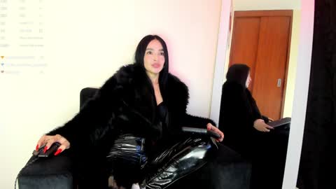 lace_victoria online show from January 12, 2:14 am