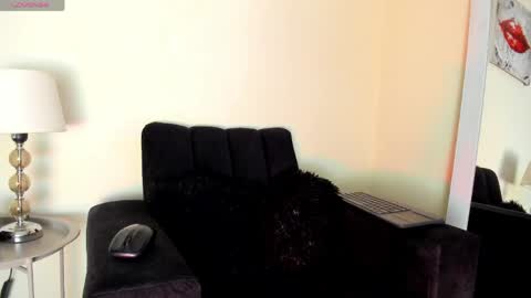 Snapshot of lace_victoria chatting on May 30, 12:30 am lace_victoria online show from May 30, 12:30 am