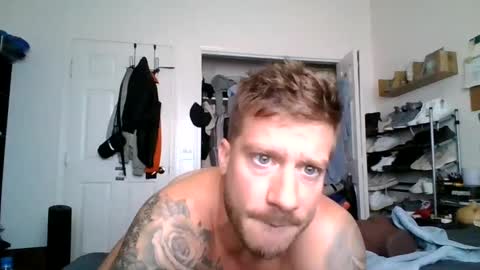 Snapshot of lacrioxcum18 chatting on October 2, 4:03 pm lacrioxcum18 online show from October 2, 4:03 pm