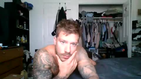 Snapshot of lacrioxcum18 chatting on October 5, 3:10 pm lacrioxcum18 online show from October 5, 3:10 pm