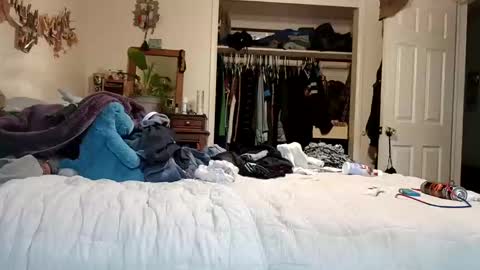 Snapshot of lacybell chatting on October 10, 10:53 pm lacybell online show from October 10, 10:53 pm