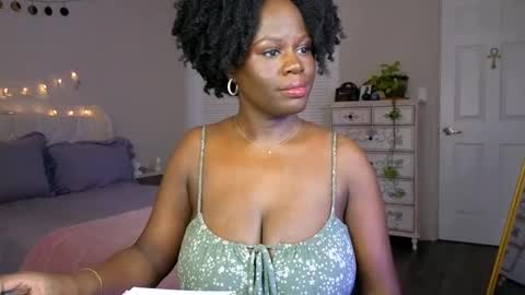 La Diosa Selene online show from May 22, 1:35 am
