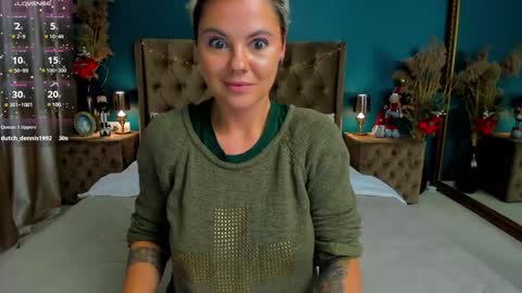 Snapshot of lady_alibi chatting on December 9, 7:29 pm AliCooper  online show from December 9, 7:29 pm
