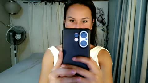 gongx13 my IG online show from July 13, 1:52 am