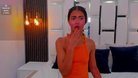 Lady  online show from May 17, 11:45 pm