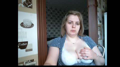 lady cute cat29 online show from April 1, 2:34 am