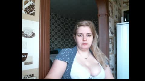 lady cute cat29 online show from April 10, 3:01 am