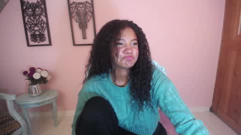 Karla - Instagram   lady karla1 online show from December 5, 8:33 am