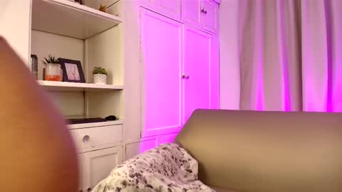 Karla - Instagram   lady karla1 online show from June 6, 10:58 pm