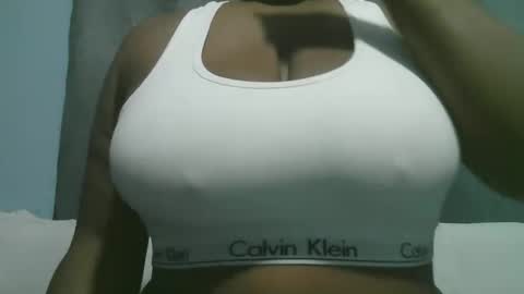 lady_dearra online show from October 23, 3:28 am