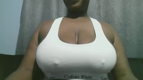 lady_dearra online show from November 6, 4:35 am