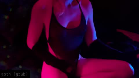 lady_eboshi online show from September 23, 6:49 am