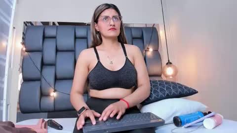 LADY  online show from September 21, 1:51 am