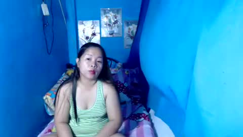 Snapshot of lady_in_bed69 chatting on April 27, 9:35 pm lady_in_bed69 online show from April 27, 9:35 pm