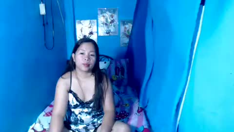 Snapshot of lady_in_bed69 chatting on May 3, 9:54 pm lady_in_bed69 online show from May 3, 9:54 pm