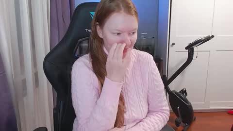 Snapshot of lady_inari chatting on November 24, 2:44 am Angelika online show from November 24, 2:44 am