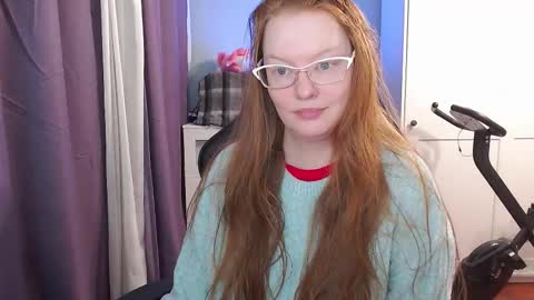 Snapshot of lady_inari chatting on December 15, 5:01 am Angelika online show from December 15, 5:01 am