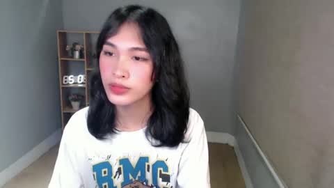 Snapshot of lady_jedyy chatting on December 11, 10:36 am online show from December 11, 10:36 am