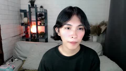 Snapshot of lady_jedyy chatting on January 4, 12:49 pm online show from January 4, 12:49 pm