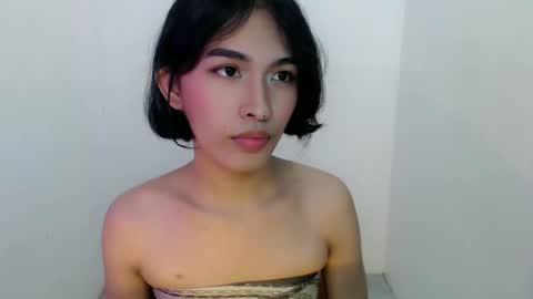 Snapshot of lady_jedyy chatting on January 17, 10:44 am online show from January 17, 10:44 am
