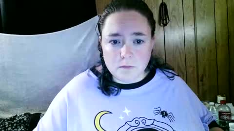 Lady Lynns Shadow online show from November 3, 11:15 pm