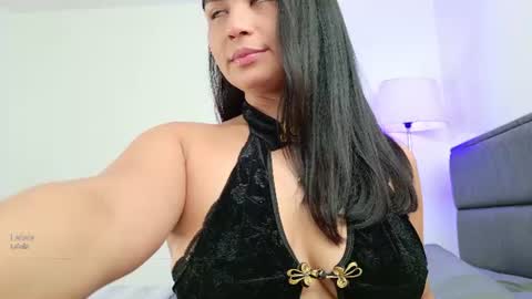 Snapshot of lady_ni chatting on July 15, 1:05 pm 700 1300 -5 online show from July 15, 1:05 pm