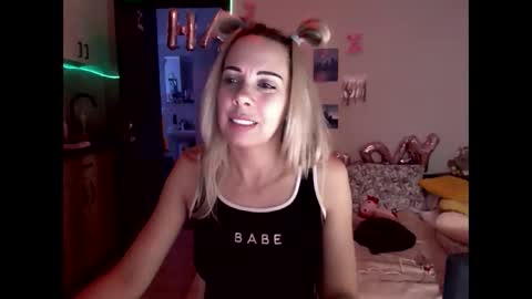 lady_smile69 online show from September 29, 6:35 pm