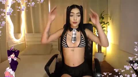 Snapshot of lady_virtual chatting on April 2, 6:27 pm lady online show from April 2, 6:27 pm