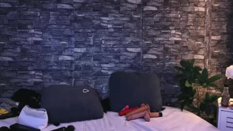 Snapshot of ladyagata chatting on May 15, 7:59 am Jenny online show from May 15, 7:59 am