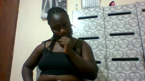 lindah32 online show from January 30, 11:02 pm